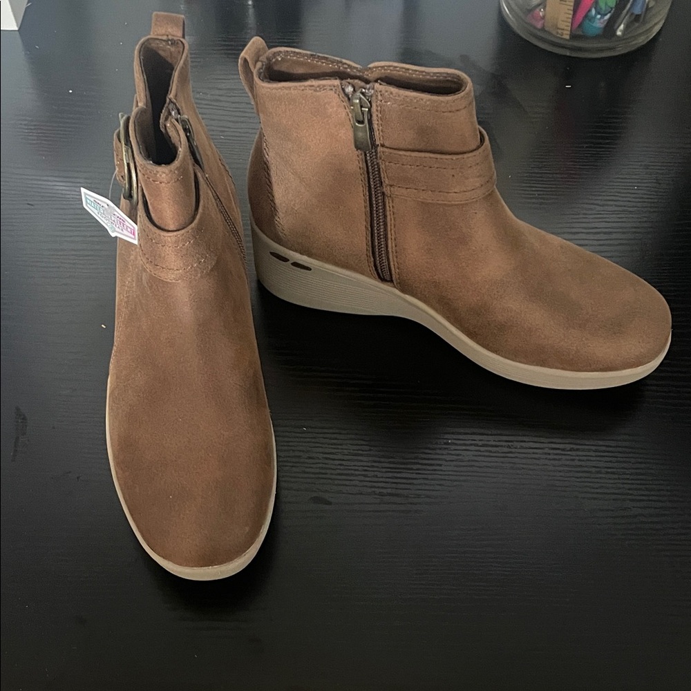 Skechers Brown Suede Ankle Booties with Side Zip